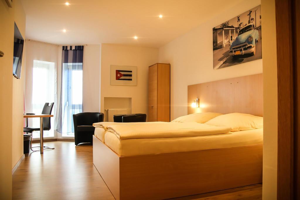 Hotel Waldlust B&B Schwandorf in Bayern Kültér fotó