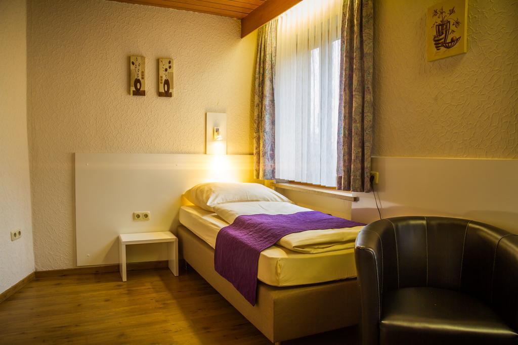 Hotel Waldlust B&B Schwandorf in Bayern Kültér fotó