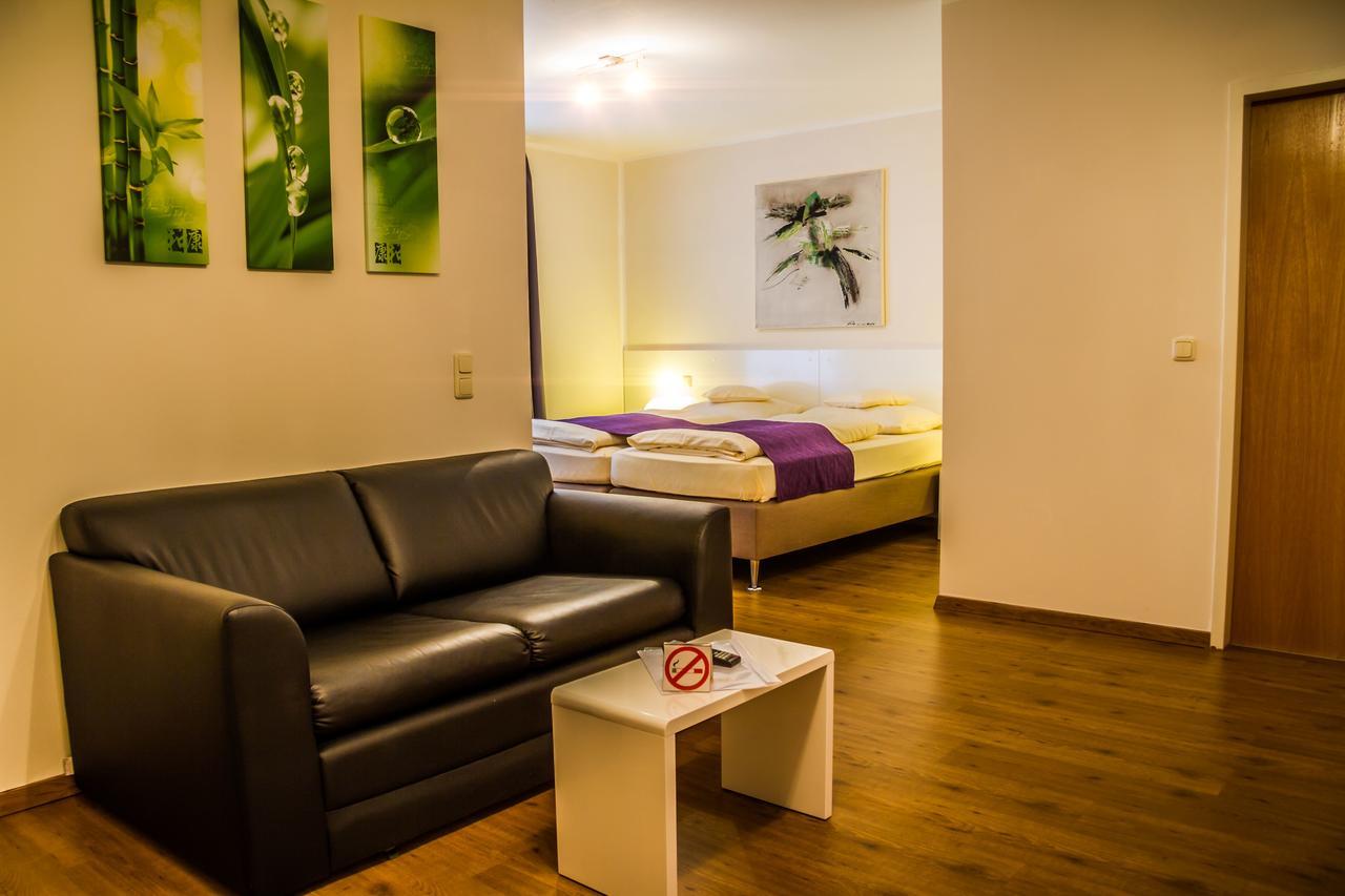 Hotel Waldlust B&B Schwandorf in Bayern Kültér fotó